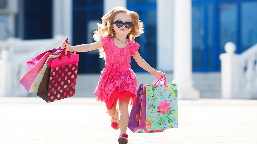 خرید لباس کودک از دبی و امارات